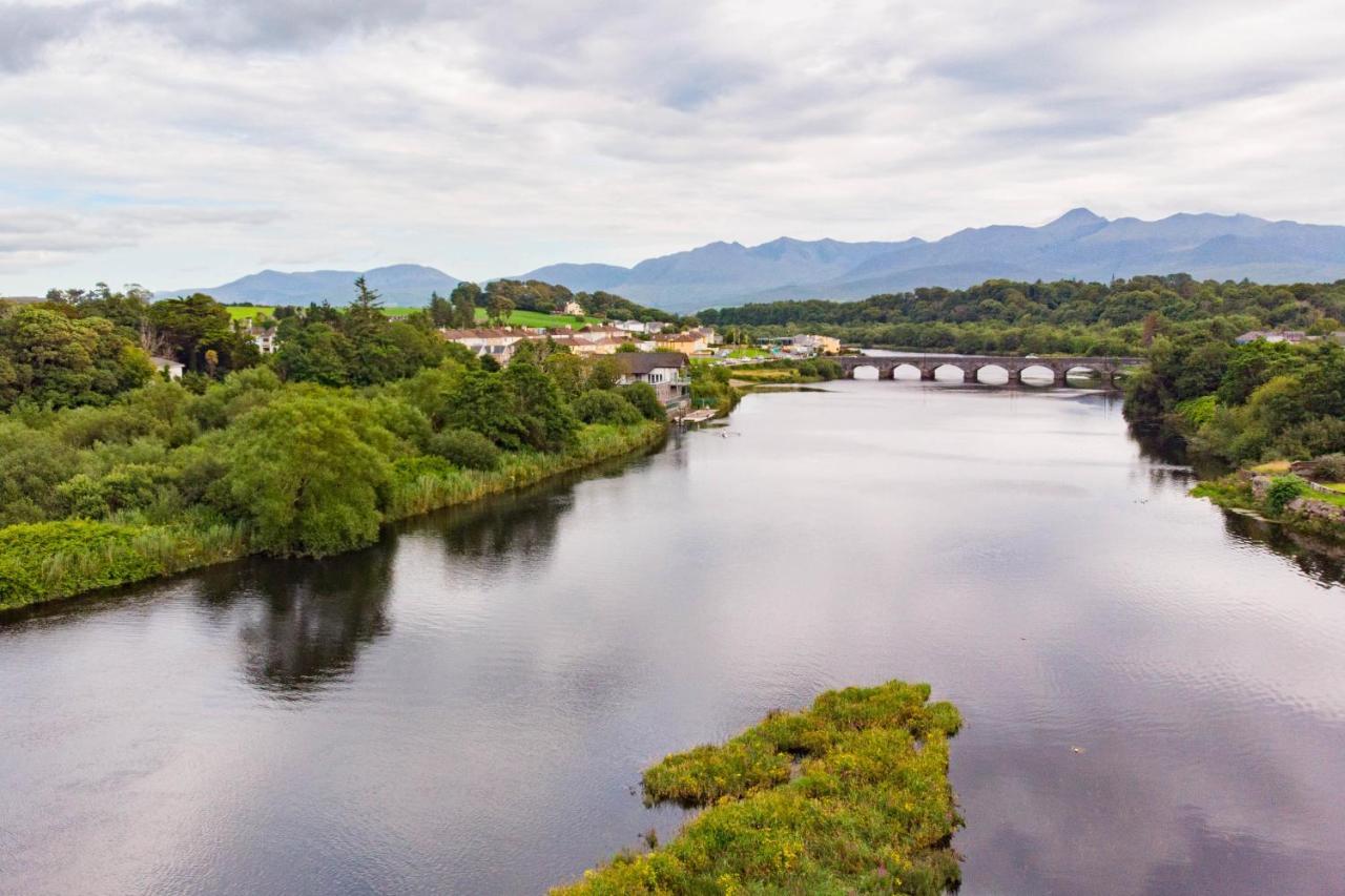 Aloha House Hotell Killorglin Exteriör bild